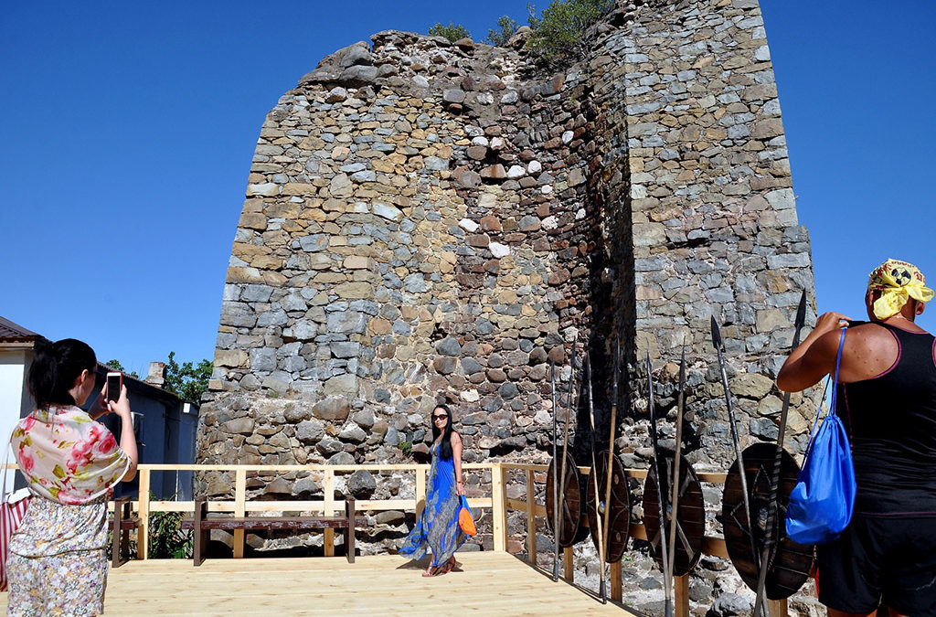 Алуштинцы могут посетить Крепость Алустон бесплатно